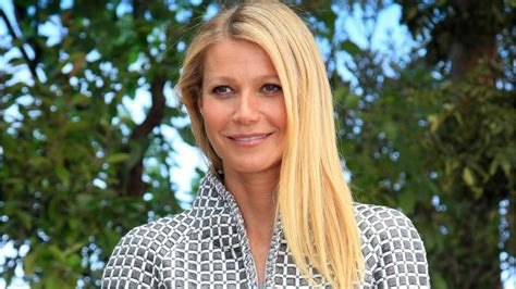 gwyneth paltrow sexy|Gwyneth Paltrow poses nude in daring sauna photo 